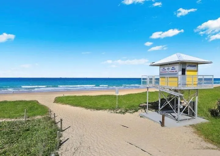Oceanus Bokarina Beach Hotel Kawana Waters